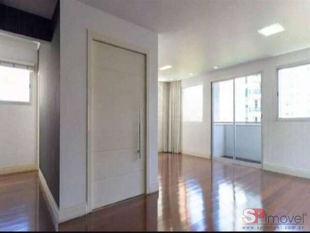 #121 - Apartamento para Venda em São Paulo - SP