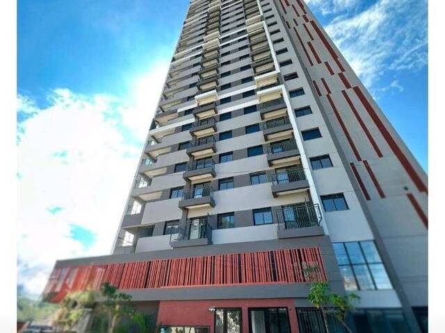 #140 - Apartamento para Venda em São Paulo - SP