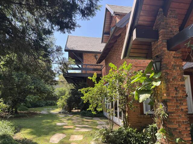 #143 - Casa para Venda em Barueri - SP
