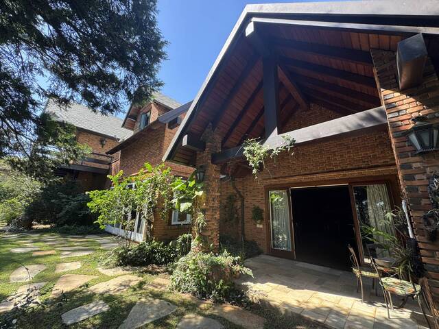 #143 - Casa para Venda em Barueri - SP
