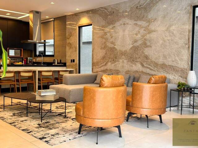 Casa para Venda em Santana de Parnaíba - 4