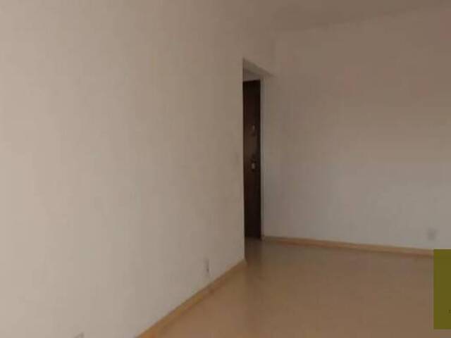 #246 - Apartamento para Venda em São Paulo - SP